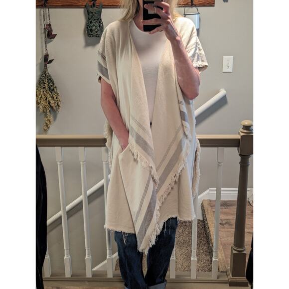 mes demoiselles paris unique poncho jacket, shawl jacket blanket w pockets - Picture 9 of 10